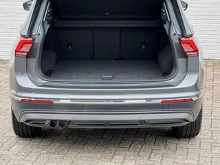 Volkswagen Tiguan Volkswagen TIGUAN 1.5 TSI ACT Highline Business R Adaptive cruise control Climate control Parkeercamera Apple / Android carplay - afbeelding nr 40