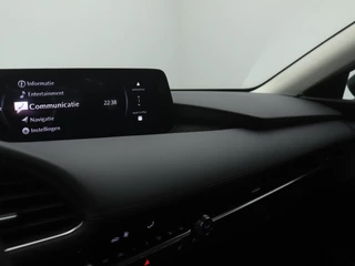 Mazda 3 Mazda 3 2.0 e-SkyActiv-G Exclusive-line met Driver Assistance & Sound Pack, Black Comfort Pack en Design Pack | demo voordeel - afbeelding nr 30