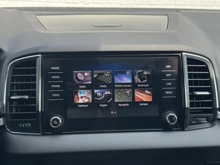 Škoda Karoq Skoda KAROQ 1.0 TSI Style Camera Clima Cruise Trekhaak Inductie laden Navigatie Keyless - afbeelding nr 30