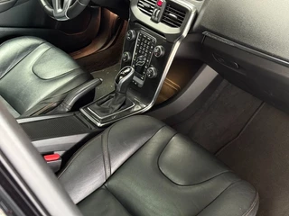 Volvo V40 Volvo V40 V40 Cross Country T3 152pkSummum panorama leer camera - afbeelding nr 7