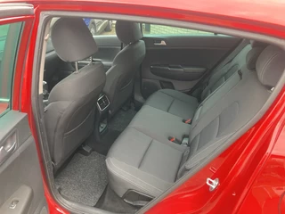 Kia Sportage Kia Sportage 1.6 GDI 135pk DynamicLine / Navi - afbeelding nr 7