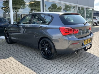 BMW 1 Serie BMW 1 Serie 118d Centennial Executive 50% deal 6.975,- ACTIE Trekhaak / LED / Sport stoelen / Stoel verwarming / PDC achter - afbeelding nr 21
