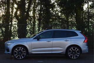 Volvo XC60 Open dak | Carplay | Camera | Keyless | Stoel- & stuurverwarming | Harman / Kardon - afbeelding nr 25