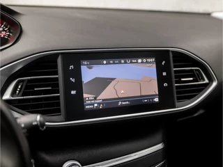 Peugeot 308 (PANORAMADAK, APPLE CARPLAY, GROOT NAVI, ADAPTIVE CRUISE, 360 CAMERA, LEDER, SPORTSTOELEN, GETINT GLAS, TREKHAAK, LANE ASSIST, NIEUWSTAAT) - afbeelding nr 9