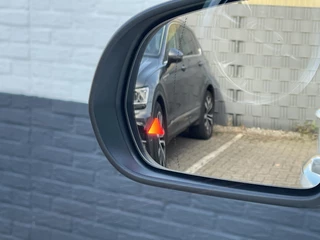 Mercedes-Benz B-Klasse Mercedes-Benz B-Klasse 200 AMG Line | Pano | Trekhaak | Camera | Ambient Light | Dodehoek | Keyless - afbeelding nr 34