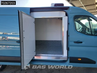 Renault Master Renault Master 170PK Koelwagen Vriezer -18 Carrier Xarios 200 230V stekker LED Camera Parkeersensoren Airco Cruise Vries Koeler Kühlwagen Kühler Frigo 12m3 Airco Cruise control - afbeelding nr 8