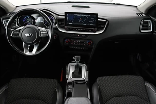 Kia Ceed Kia Ceed 1.6 GDI PHEV DynamicLine |  Stoel & stuurverwarming | Adaptive cruise | Trekhaak | Camera | Half leder | Navigatie | Keyless | Full LED - afbeelding nr 8
