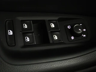 Volkswagen Arteon Volkswagen Arteon Shooting Brake 1.4 TSI eHybrid R-Line | Trekhaak | Stoelverwarming | Carplay | Leder/Alcantara | Adaptive cruise | Achterbankverwarming | Camera | Navigatie | Half leder - afbeelding nr 36