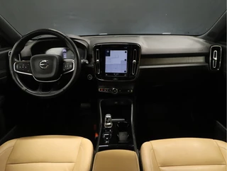 Volvo XC40 [CRUISE CONTROL, APPLE CARPLAY, TREKHAAK, DIGITAL DASH, ELEKTRISCHE ACHTERKLEP, VOL LEDER, SENSOREN ACHTER, NAVIGATIE, NIEUWSTAAT] - afbeelding nr 4