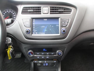 Hyundai i20 Hyundai I20 1.0 T-GDI Premium Automaat 5 Deurs Navi Camera Carplay - afbeelding nr 13