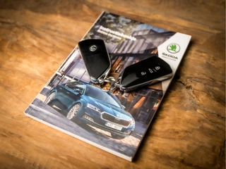 Škoda Octavia Automaat (VIRTUAL COCKPIT, APPLE CARPLAY, GROOT NAVI, CLIMATE, SPORTSTOELEN, LED KOPLAMPEN, LANE ASSIST, TREKHAAK, PARKEERSENSOREN, NIEUWE APK, NIEUWSTAAT) - afbeelding nr 18