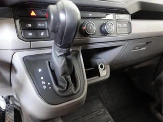 Volkswagen Crafter Volkswagen Crafter 2.0 TDI 177pk Automaat L3H3 / L2H2 Highline Airco App-connect ACC Camera Trekhaak - afbeelding nr 31