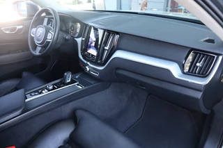 Volvo XC60 Volvo XC60 2.0 B5 Exclusive | Geen import | Schuifdak | Leer - afbeelding nr 23