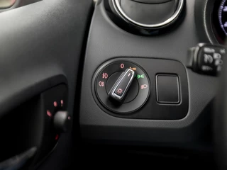 SEAT Ibiza (APPLE CARPLAY, NAVIGATIE, CLIMATE, XENON, STOELVERWARMING, GETINT GLAS, SPORTSTOELEN, CRUISE, PARKEERSENSOREN, NIEUWE APK, NIEUWSTAAT) - afbeelding nr 21