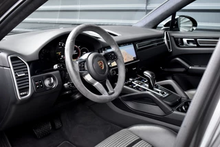 Porsche Cayenne | Carbon Exterieur | Carbon Dak | 22'' GT Design Wielen | Sportuitlaat | - afbeelding nr 20