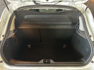 Renault Clio Renault Clio 0.9 TCe Bose - afbeelding nr 17