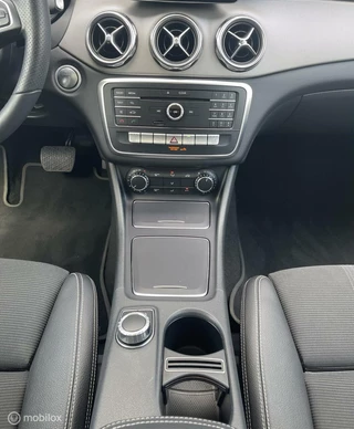 Mercedes-Benz GLA Mercedes-Benz GLA-klasse 200 Urban 156PK/PANO/APPLE - afbeelding nr 30