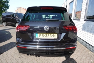 Volkswagen Tiguan Volkswagen Tiguan 1.4 TSI ACT Highline R-Line Leder - afbeelding nr 28