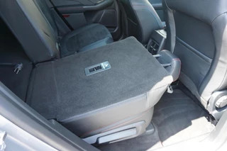 Ford Kuga Ford Kuga 2.5 PHEV ST-Line X 225PK Adaptieve Cruise Winterpack B&O Blind-Spot Navi Climate Privacy Glass Keyless Full-LED *1500KG Trekgewicht* - afbeelding nr 14