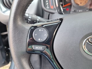Toyota Aygo Toyota Aygo 1.0 VVT-i X-Play Limited 5Drs /Navi/Camera/Apple/Android/Airco/garantie - afbeelding nr 27