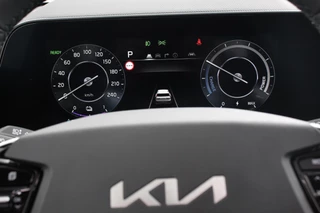 Kia Niro EV Kia Niro EV DynamicPlusLine 64.8 kWh | DEMO ! | Navigatie Half Leder Schuif-kantel dak Electrisch bedienbare achterklep DAB Led Camera Extra Getint Glas Lichtmetalen Velgen - afbeelding nr 11