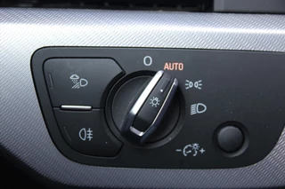 Audi A4 Audi A4 Avant 35 TFSI 150pk MHEV Hybrid S tronic Sport Edition | Orig. NL | Trekhaak wegklapbaar  | Apk 01-2027 | - afbeelding nr 23