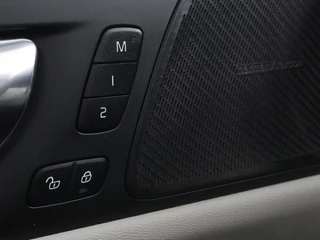 Volvo V60 Volvo V60 2.0 B4 Inscription | Panoramadak | Trekhaak |  Leder | Stoel & stuurverwarming | Head-Up | Adaptive cruise | Harman/Kardon | 360 camera | Carplay | Navigatie | Memory | Full LED | Keyless - afbeelding nr 37