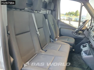Mercedes-Benz Sprinter Mercedes Sprinter 315 CDI Automaat L2H2 Airco Camera MBUX CarPlay Parkeersensoren Euro6 L2 12m3 Airco - afbeelding nr 11