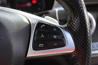 Mercedes-Benz GLC Mercedes-Benz GLC 250 4MATIC AMG | Trekhaak | Camera | - afbeelding nr 17