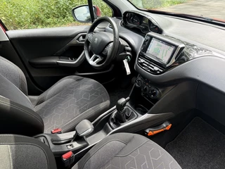Peugeot 2008 Peugeot 2008 1.2 PureT. Blue Lion airco navi pano - afbeelding nr 50