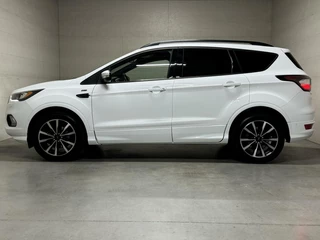 Ford Kuga Ford Kuga 1.5 EcoBoost ST Line Winterpakket Navi Cruise Trekh. - afbeelding nr 9