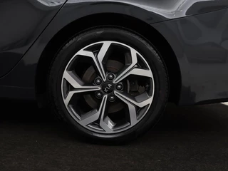 Kia Ceed Kia Ceed 1.6 GDI PHEV ExecutiveLine | Panoramadak |  Stoelventilatie | Trekhaak | Leder | Camera | Adaptive cruise | Keyless | Full LED | Stuur & achterbankverwarming | Carplay | Navigatie - afbeelding nr 38