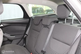 Ford Focus Ford Focus Wagon 1.0 Titanium|125Pk|Navi|Trekhaak|Boekje|Nap - afbeelding nr 10