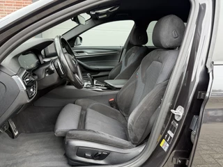 BMW 5 Serie HEAD-UP/LASER/ACC/TREKHAAK/360CAMERA/ALCANTARA/KEYLESS/SHADOW-LINE/DRIVING ASS PRO/SFEER/STUUR+STOELVERWARMING/LIVE COCKPIT/M-AERODYNAMIC/SOPHISTOGRAU/VOLLEDIG BMW DEALER HISTORIE - afbeelding nr 11