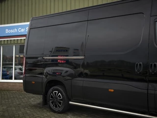 Iveco Daily Iveco Daily 35S18HV 3.0 352L L3H2 Hi-Matic | LED | Camera | Navi | Cruise Control | Lichtmetaal | Geveerde stoel | 3,5t. trekhaak - afbeelding nr 26
