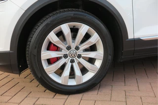 Volkswagen T-Roc Volkswagen T-Roc 2.0 TSI 190pk DSG 4Motion Sport , Virtual cockpit , Led verlichting, Trekhaak (afneembaar), Navigatie, Stoelverwarming,Achteruitrijcamera etc. Nieuwe APK - afbeelding nr 67