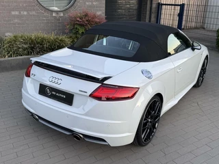 Audi TT Audi TT Roadster 2.0 TFSI Quattro S-Line B&O Virtual Stoelverwarming - afbeelding nr 16