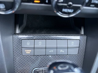 Škoda Octavia Škoda Octavia Combi 2.0 TSI RS 230 AUTOMAAT! PANODAK! ADAPTIVE CRUISE! AFN TREKHAAK! - afbeelding nr 18