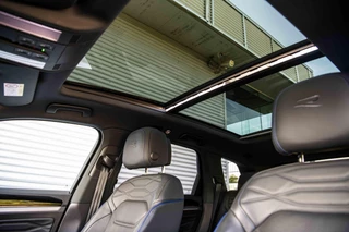Volkswagen Touareg Volkswagen Touareg R 3.0 TSi eHybrid 4MOTION | Full Option | Panodak | Massage | Trekhaak | Black Style | 21 inch | - afbeelding nr 7