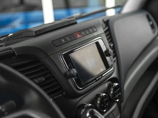 Iveco Daily Iveco Daily 35S18HV 3.0 352L L3H2 Hi-Matic | LED | Camera | Navi | Cruise Control | Lichtmetaal | Geveerde stoel | 3,5t. trekhaak - afbeelding nr 16