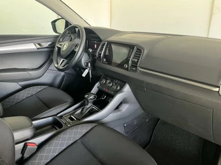 Škoda Karoq Skoda Karoq 1.0 TSI Ambition Business,Pano-dak,T-haak,virtual dashbord - afbeelding nr 8
