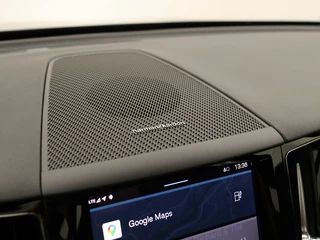 Volvo XC60 Volvo XC60 T6 PLUG-IN HYBRID PLUS DARK SCHUIFDAK CAMERA HARMAN KARDON ACC B - afbeelding nr 18
