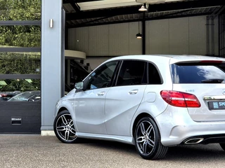 Mercedes-Benz B-Klasse Mercedes B-klasse 180 AMG-Line Night Automaat 1e Eig |Leer/Alc - afbeelding nr 8
