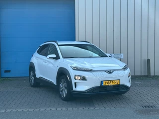 Hyundai Kona Hyundai Kona EV Fashion 64 kWh Camera HEAD-UP FASE 3 1 EIGENAAR - afbeelding nr 24