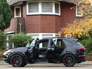 Porsche Cayenne Porsche Cayenne 3.0 S E-Hybrid 410PK / Porsche Sport Design / LED - afbeelding nr 6
