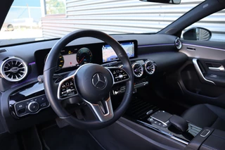 Mercedes-Benz A-Klasse Mercedes-Benz A-Klasse 250 e Luxury Sfeer verlichting / Widescreen / Camera / Carplay / - afbeelding nr 8