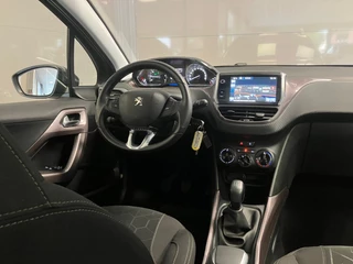Peugeot 2008 Peugeot 2008 Active 1.2 PureTech | Panoramadak | Navigatie | Trekhaak | - afbeelding nr 24