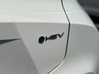 Toyota C-HR Toyota C-HR 2.0 Hybrid 200 Team D | CarPlay | ACC | Camera | LED | Dodehoek | Keyless | 18 inch - afbeelding nr 33