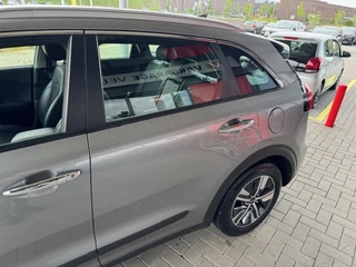 Kia Niro Kia Niro 1.6 GDi HYBRID DYNAMIC LINE AUTOMAAT 1e EIG. - afbeelding nr 31
