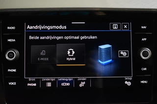 Volkswagen Passat Volkswagen Passat Variant GTE 218PK DSG HYBRID BUSINESS CAMERA/NAVI/MASSAGE*** - afbeelding nr 32